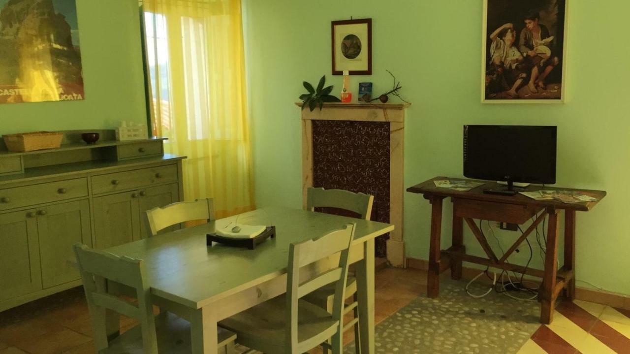 La Via Di Fuga Apartamento Pietrapertosa Exterior foto